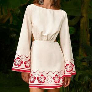 Commense red floral print backless tie mini dress Small NWT flare sleeves